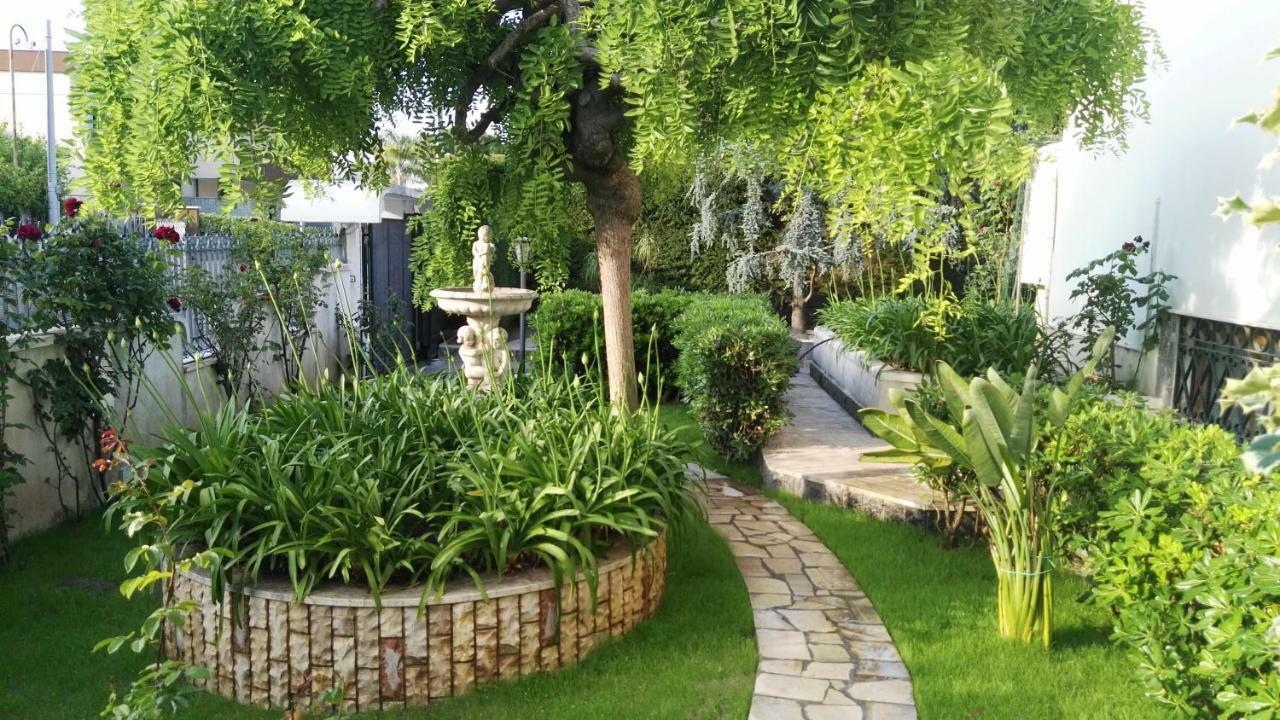 Villa Mary ตรานิ ภายนอก รูปภาพ